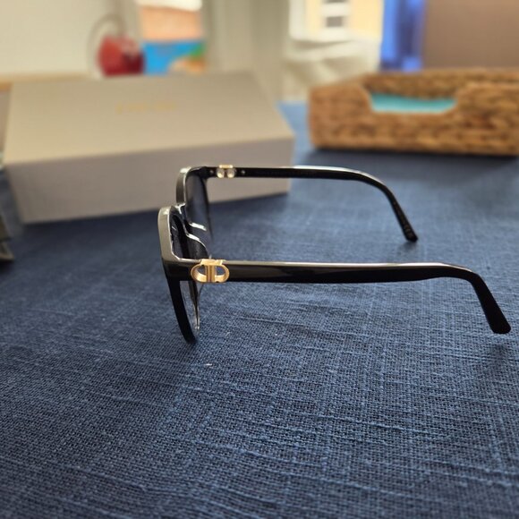 Dior Sunglasses - Authentic - Picture 3 of 13